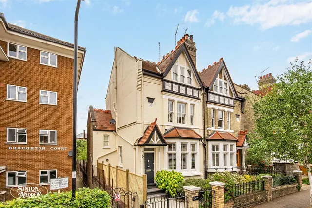 Broughton Road, West Ealing, photo 1