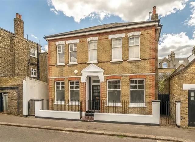 Dartmouth Hill, Greenwich, SE10, photo 1