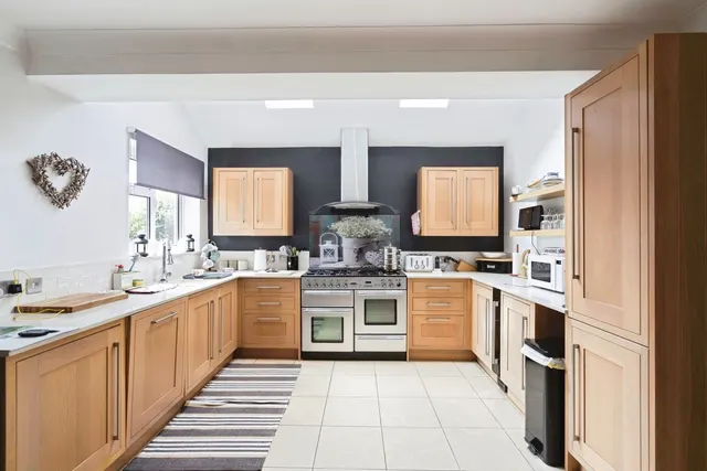 Northney Road, Hayling Island, PO11, photo 3