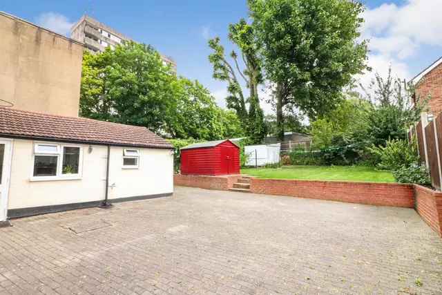 Photo 3 — Alma Road, St. Albans, Herts, AL1