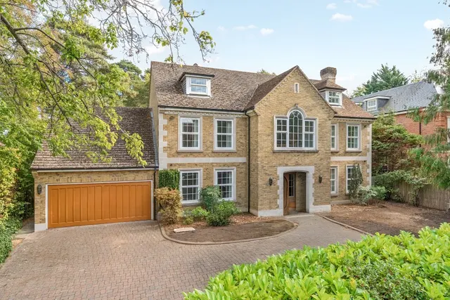 Cavendish Road, Weybridge, KT13, photo 1