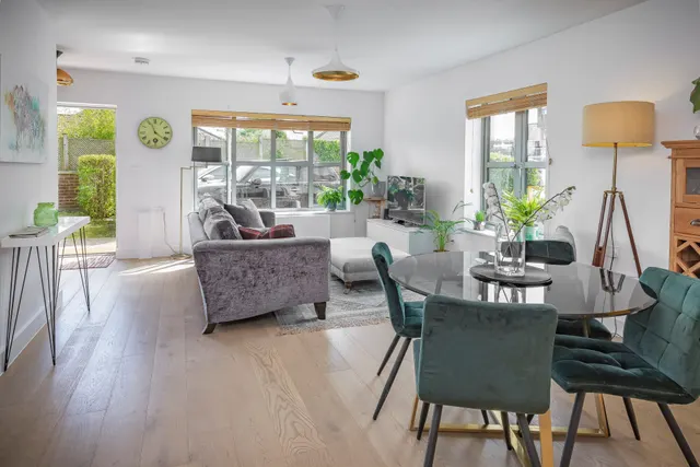 Somerset Road, Tunbridge Wells, Kent, TN4 9PR, photo 1