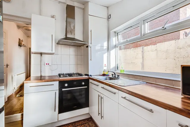 Station Road, Swindon, SN1, photo 2