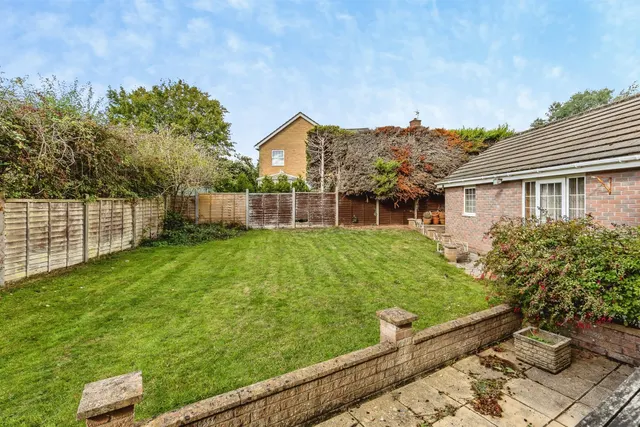 Tyler Close, Hanham, BS15, photo 2