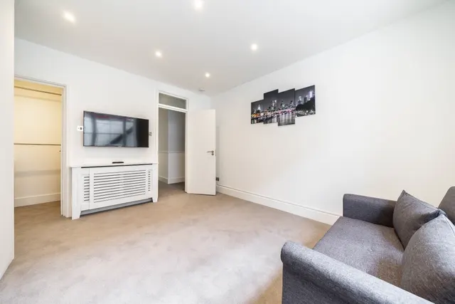 Orsett Terrace Bayswater W2, photo 1