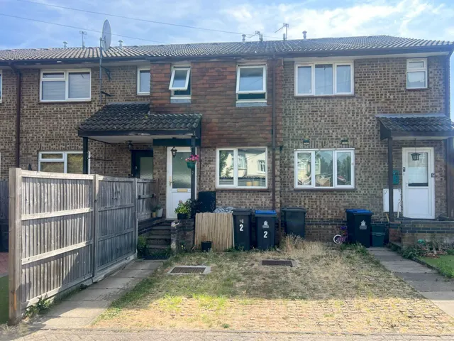 Vale Road South, Surbiton, KT6, photo 1