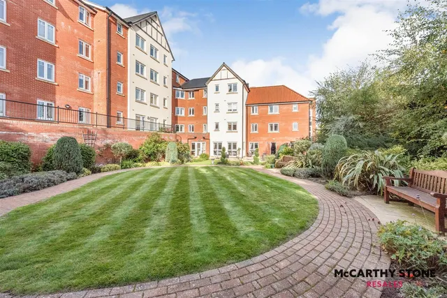 Cotton Lane, Bury St. Edmunds, IP33, photo 1