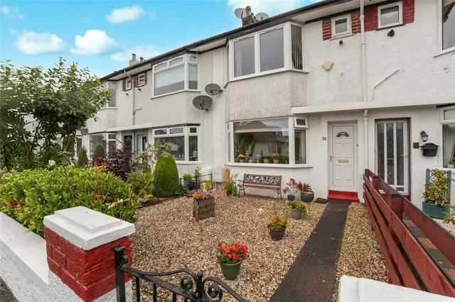 Blythswood Crescent, Largs, North Ayrshire, KA30, photo 1