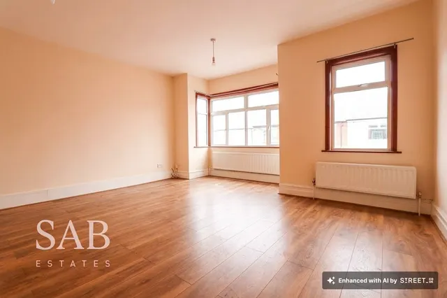 Lady Margaret Road, Southall, UB1, photo 1