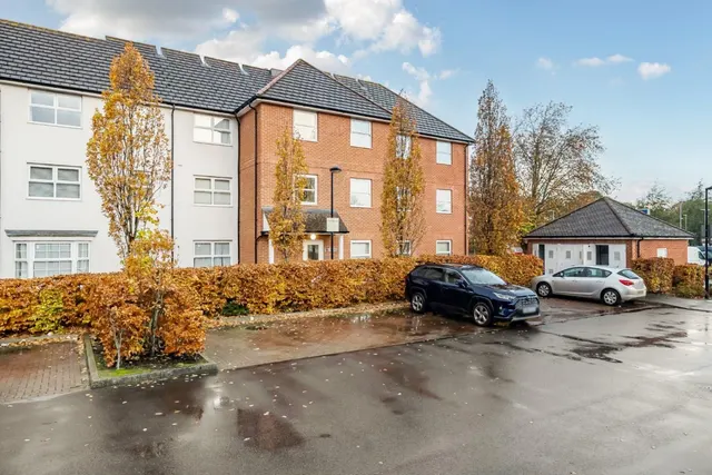 Ashville Way, Wokingham, photo 1
