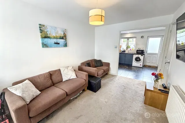 Upton Drive, Maple Park, CV11, photo 3