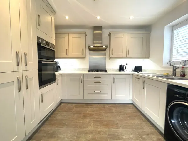 Ribbleswood Chase, Cottam, PR4, photo 2