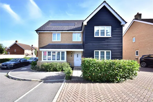 Broke Wood Way, Maidstone, ME16, photo 1