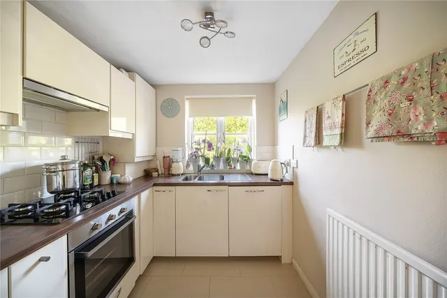 Brompton Park Crescent, London, SW6, photo 3