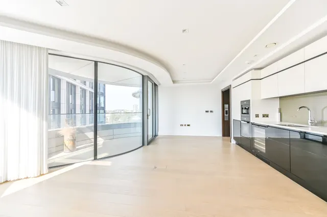 Apartment 45, Tower One, The Corniche, 24 Albert Embankment, London, photo 1