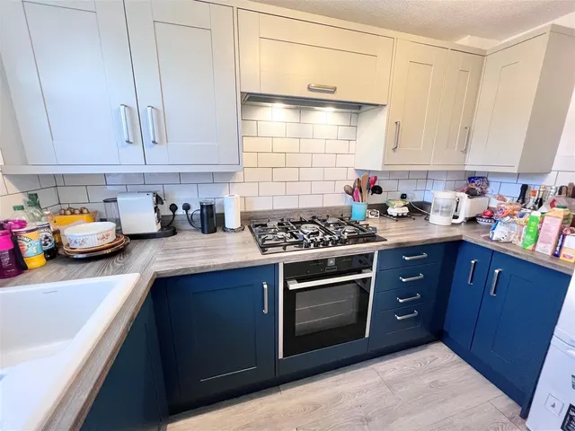 Camelot Way, Gillingham, SP8, photo 2