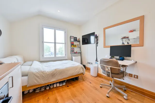 Flat 2, 29 St Johns Road, Richmond, photo 1