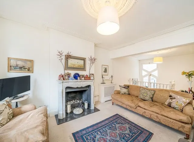 Photo 3 — Bowerdean Street, Parsons Green, SW6