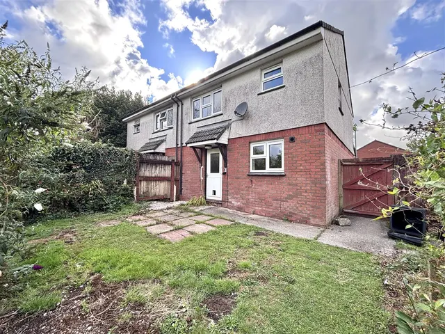 Roughtor Drive, Camelford, photo 1