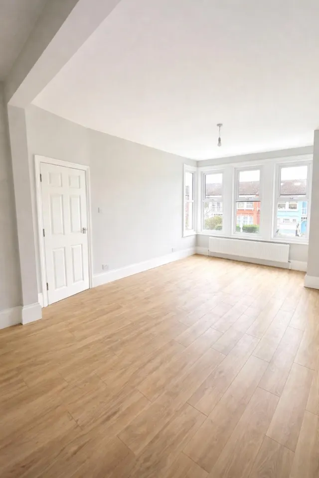 Brownlow Road, London, N11, photo 2