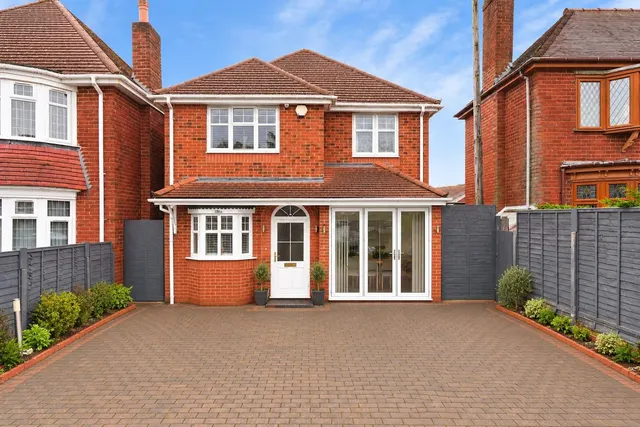 Oldbury Road, Rowley Regis, B65, photo 1
