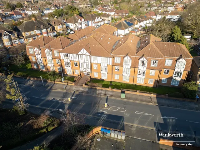 Draycott Avenue, Harrow, HA3, photo 2