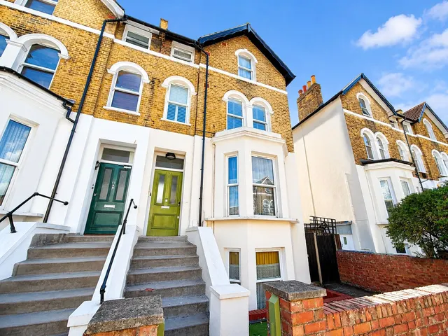 Mount Pleasant Road, Lewisham, SE13, photo 1