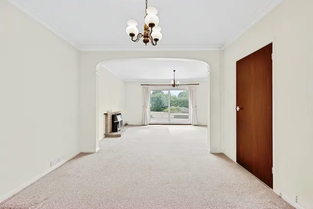 Photo 3 — Chiltern Close, Northampton, Northamptonshire, NN5
