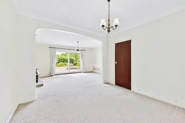 Photo 2 — Chiltern Close, Northampton, Northamptonshire, NN5