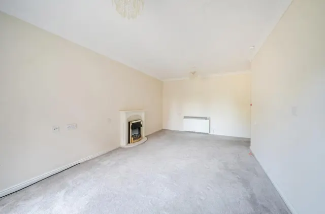 London Road, Nantwich, CW5, photo 3