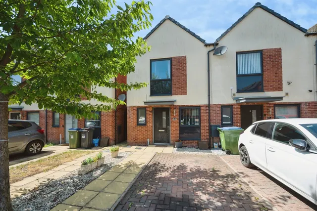 Wattle Road, West Bromwich, photo 1