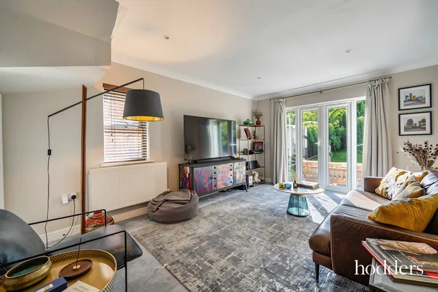 Brox Road, Ottershaw, KT16, photo 3