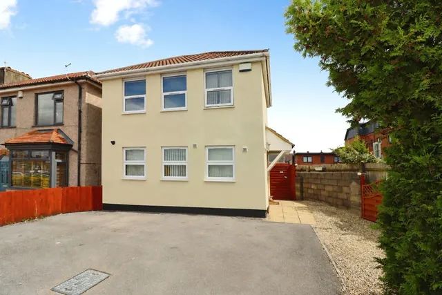 Halls Road, Kingswood, Bristol, BS15, photo 1