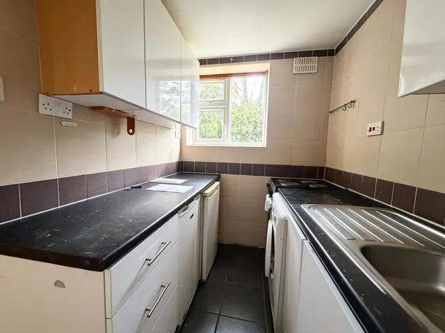 Photo 3 — Langbay Court, Coventry, CV2