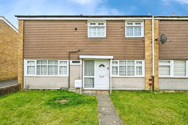 Waleys Close, LUTON, Bedfordshire, LU3, photo 1