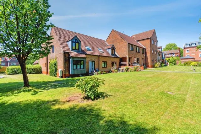 Gosport Lane, Lyndhurst, SO43, photo 2