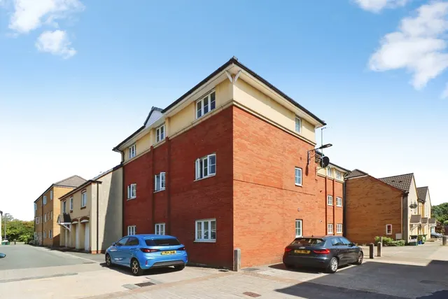 Shepherds Walk, Bradley Stoke, Bristol, BS32, photo 1