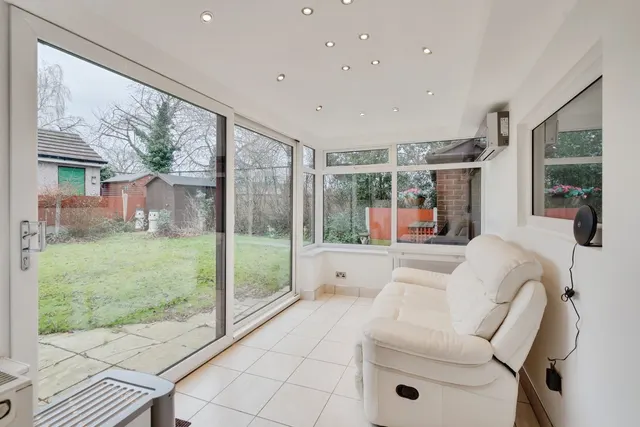 Park Road, Westhoughton, BL5, photo 3