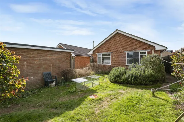 Cairo Avenue, Peacehaven, photo 1