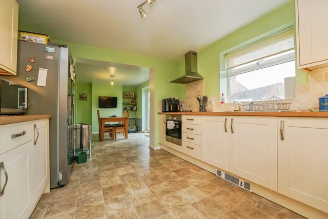 Bishop Road, Cheltenham, GL51, photo 3