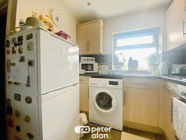 Deemuir Square, Cardiff, CF24, photo 2