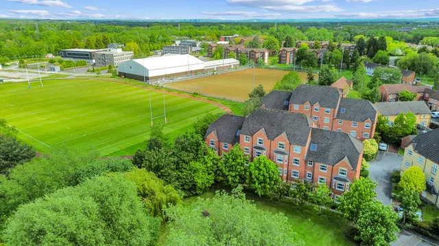 Flat 5, Mansfield Apartments Templeton Drive, Warrington, Fearnhead, WA2 0WT, photo 1
