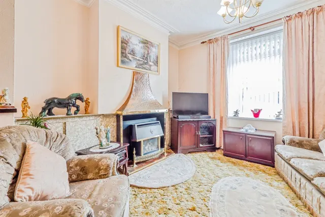 Diamond Street, Adamsdown, CF24, photo 3