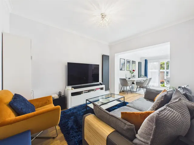Photo 2 — Victoria Road, Ruislip, HA4 0DR