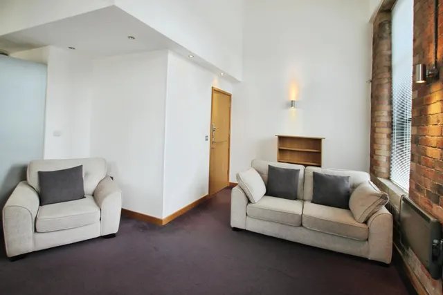 Salts Mill Road, Shipley, BD17, photo 3