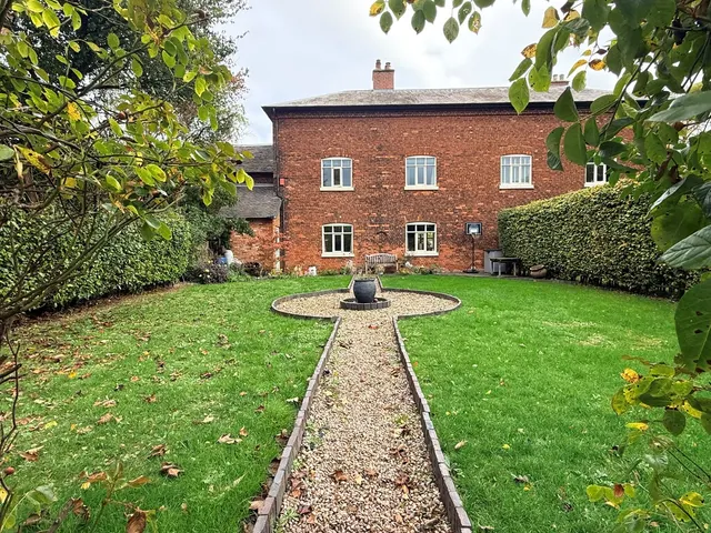 Etwall Road, photo 2
