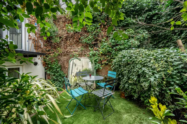 Photo 3 — Basement Flat, 68 Limes Grove, London