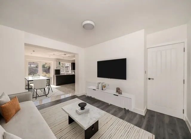 Hook Rise South, Surbiton, KT6, photo 2