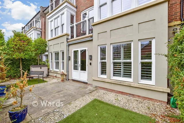 Shoesmith Lane, Kings Hill, ME19, photo 3