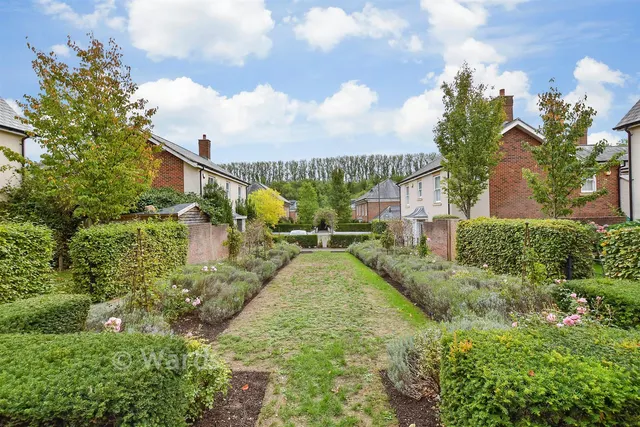 Shoesmith Lane, Kings Hill, ME19, photo 2